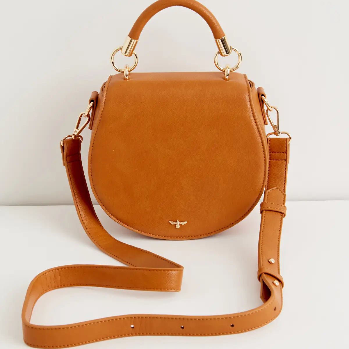 Fable Liberty Saddle Purse Tan
